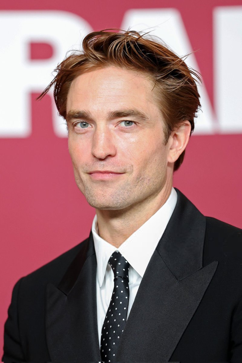 Robert Pattinson's Penn*s! tweet media