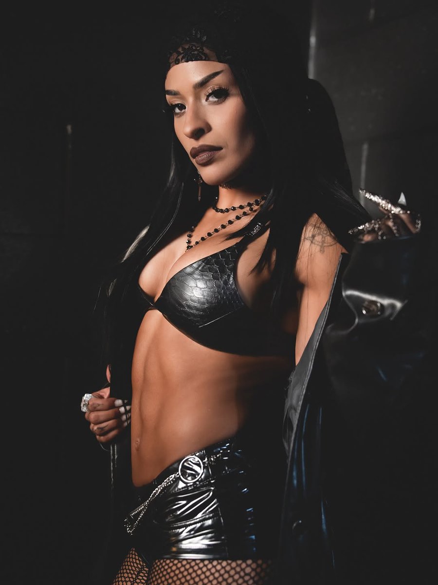 Wrestling Women's Pics tweet media