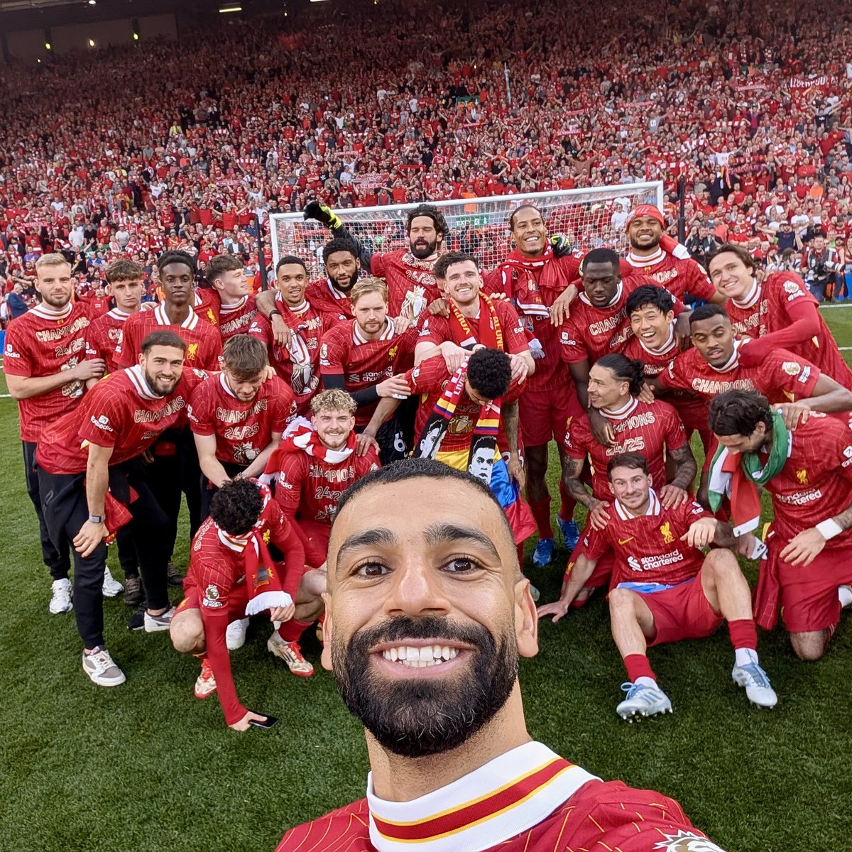 Absolutely Fkin devastated.
From pre season events to news announced today, this Club man!
Mo Salah is without doubt a Premier League great &amp; has been treated 
 so poorly this season.
Something is very wrong at the Club, &amp; we are losing a true legend.
#KingMo #MoSalah