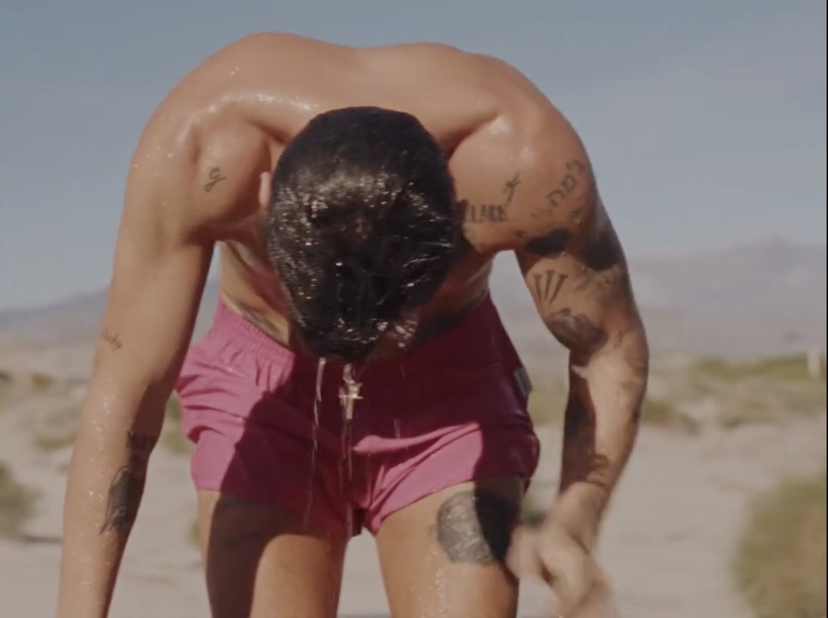 roo lvs suu ֶָ VERÉ A HARRY🪩 tweet media