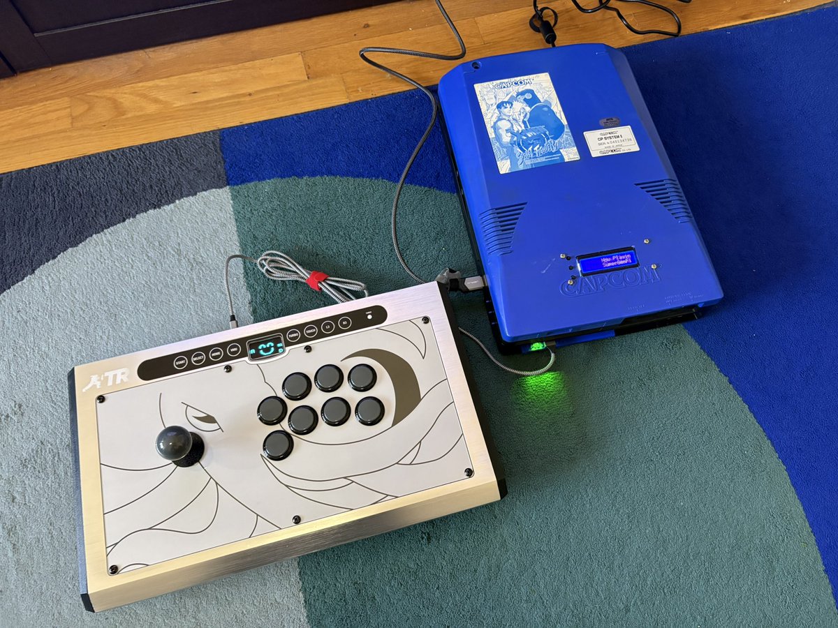 Capcom Play System 2 arcade board consolized with Darksoft Multi kit ...