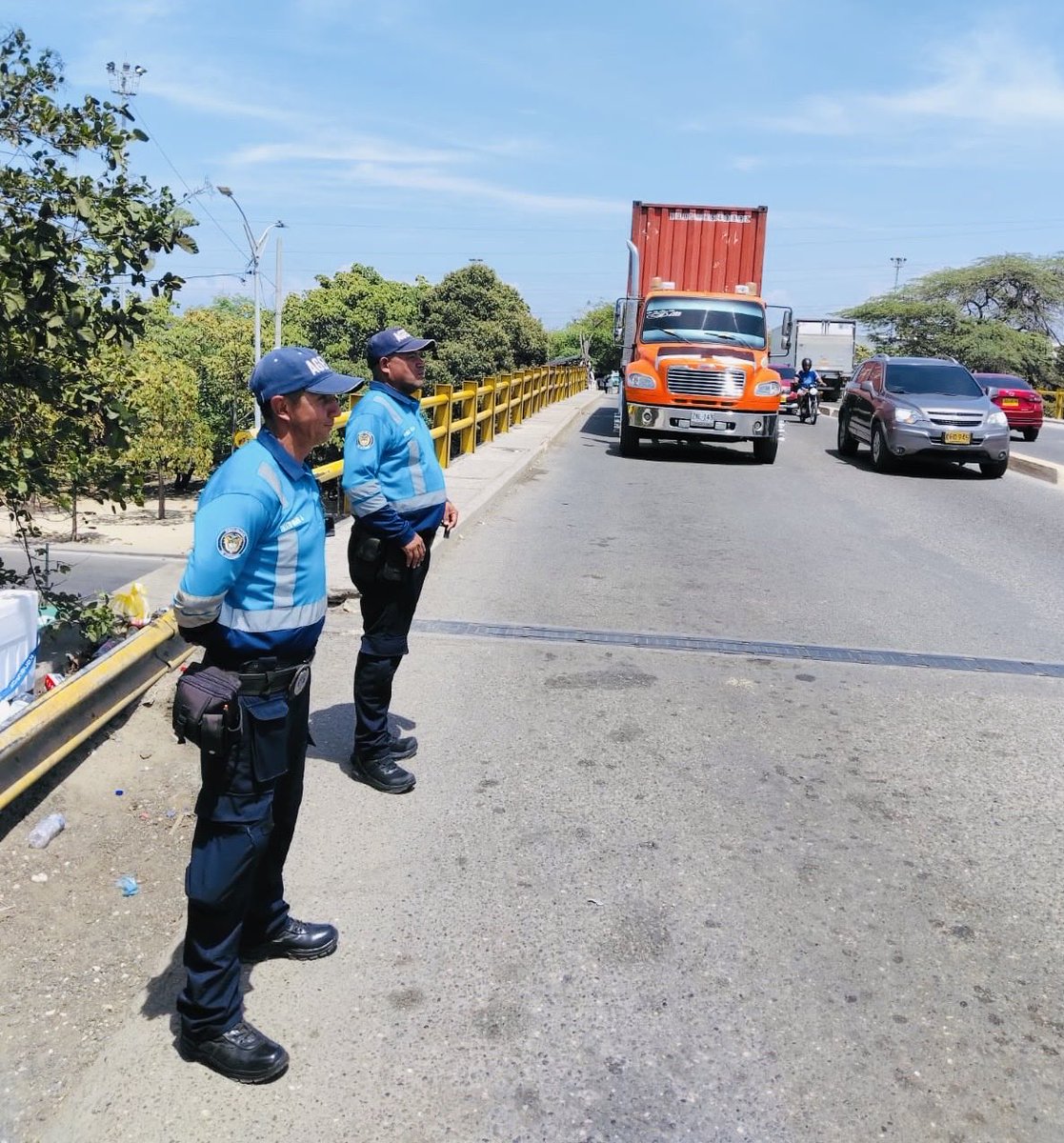 Área Metrop. Bquilla tweet media