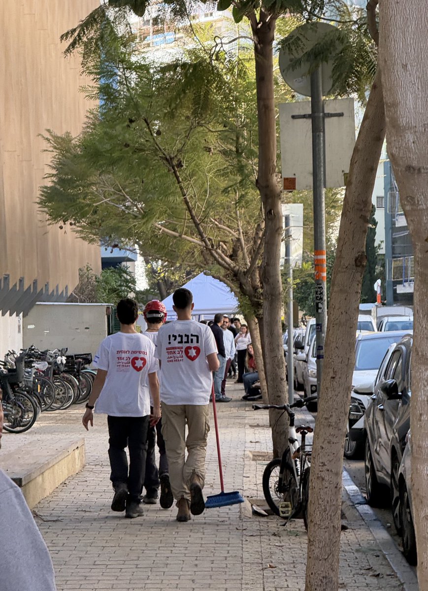 Fabian פביאן tweet media