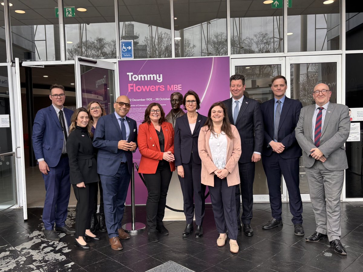 𝘾𝙝𝙧𝙞𝙨𝙩𝙤𝙥𝙝𝙚𝙧𝙎𝙠𝙚𝙚𝙩𝙚 tweet media