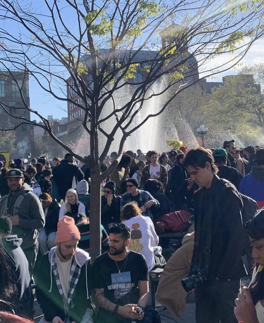 MrBubbly tweet media