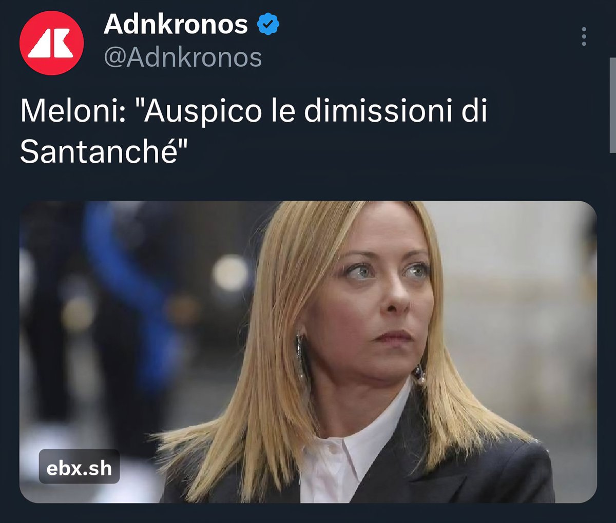 galluzzilucio's tweet image. A QUESTO PUNTO CREDO SIA UN FILM DI FANTASCIENZA
La #dvcia che tradisce così il cameratismo solo perchè sente vicinissimi gli spettri di #Almirante e donna #Assunta che hanno iniziato a tirarle i piedi da ieri notte?