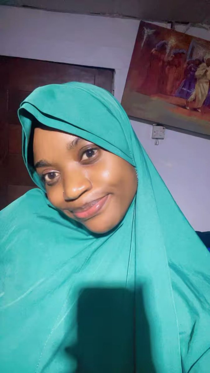 Hausa/yoruba gurl 📊 🧕❤️🥰 tweet media