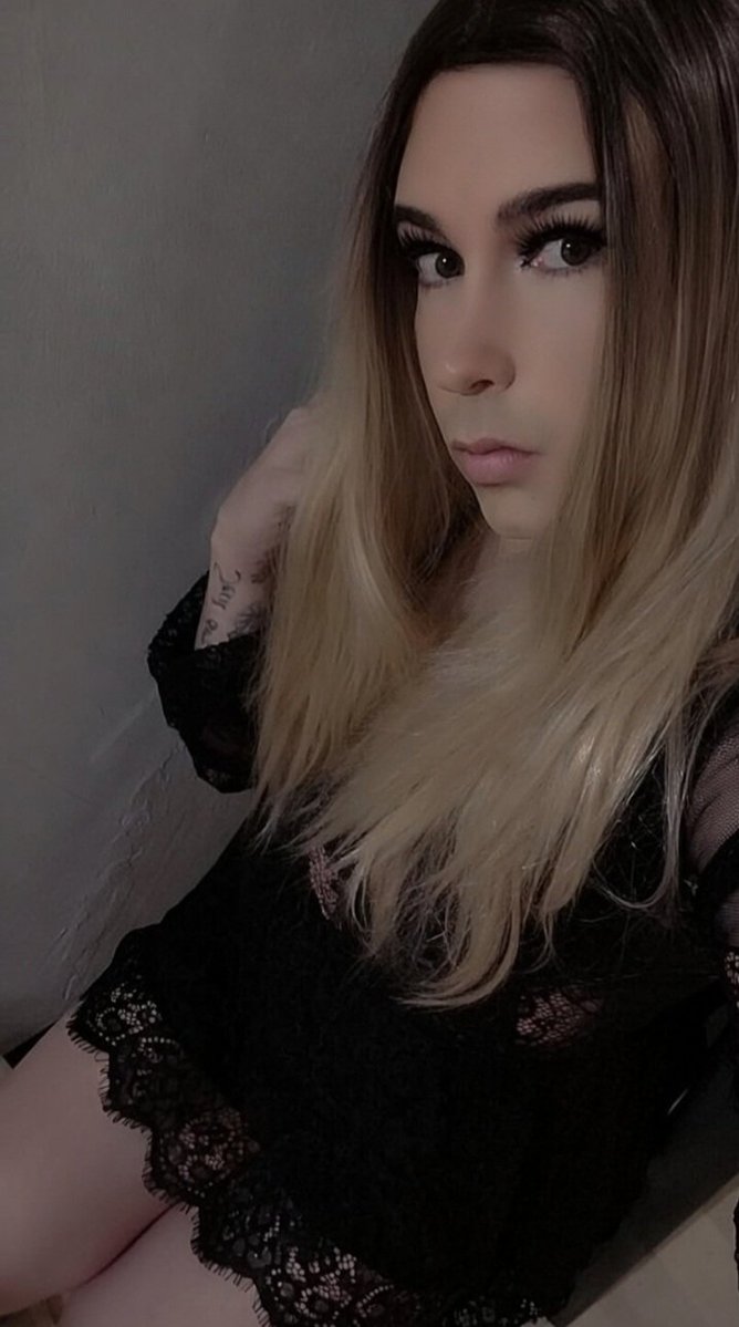 CLARA FLORIAN - CUCKOLD COUPLE tweet media