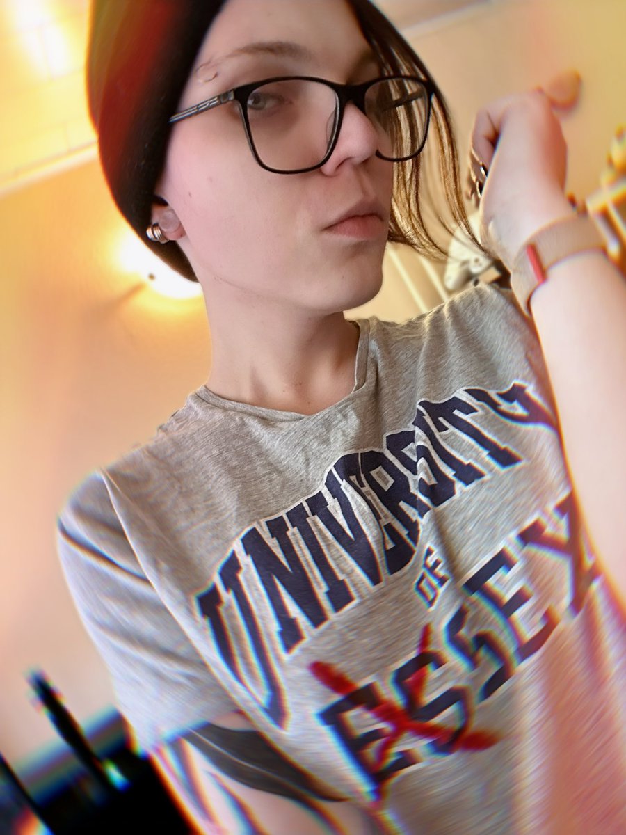 zerrtika's tweet photo. Found my old T-Shirt from uni, damn that was already 6 years ago🤧 #trans #universityofessex https://t.co/Xd9H7tltJa