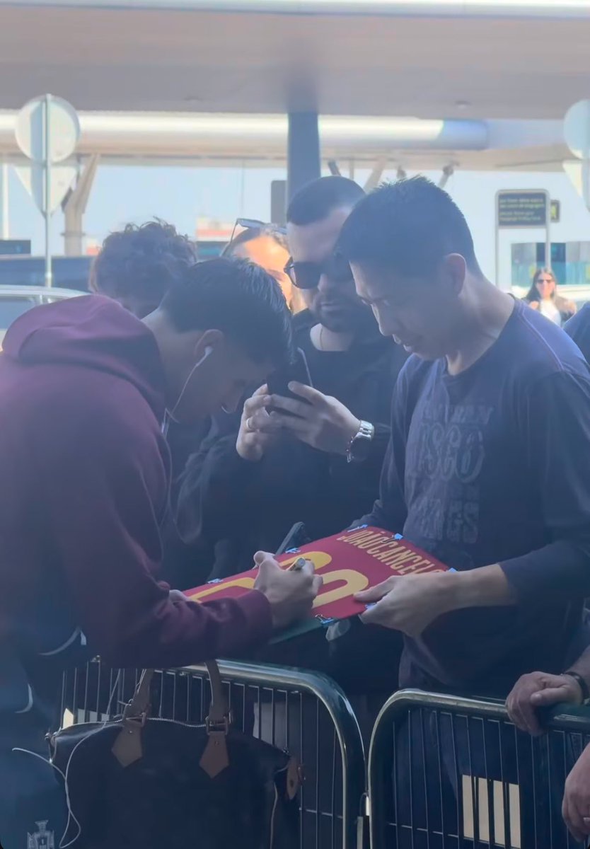 نيفيزه tweet media