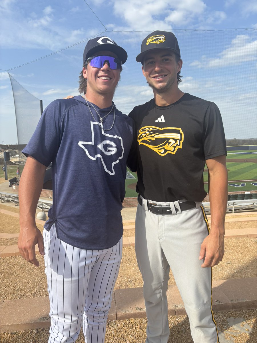 BaseballTwca's tweet photo. Two Warriors. One field. Next level.

Proud to see our alumni competing against each other and representing what it means to be a Warrior. So proud of both of you. @Kai_Parker17 @ChaseFuentes2 https://t.co/fTiexqRru0