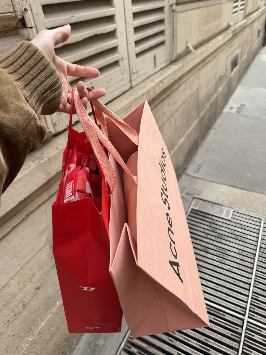 ✧*｡ ♡˚₊· 🦴 ·₊˚♡ ｡*✧ tweet media