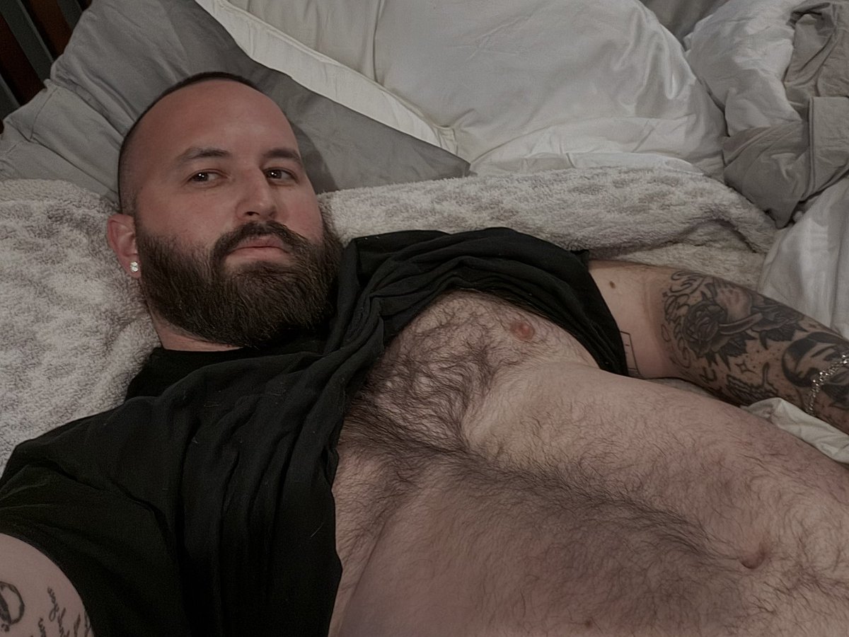 Send iced coffee and feet