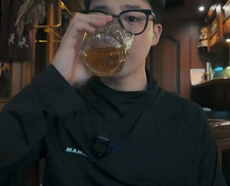 • 𝓙𝓞 ` 𝙉𝘼𝙏𝙃𝘼𝙉 tweet media