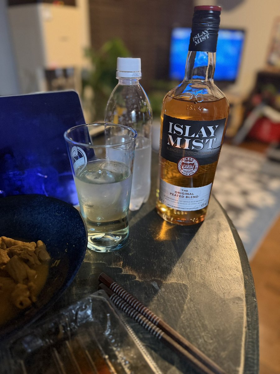 よじぃ tweet media