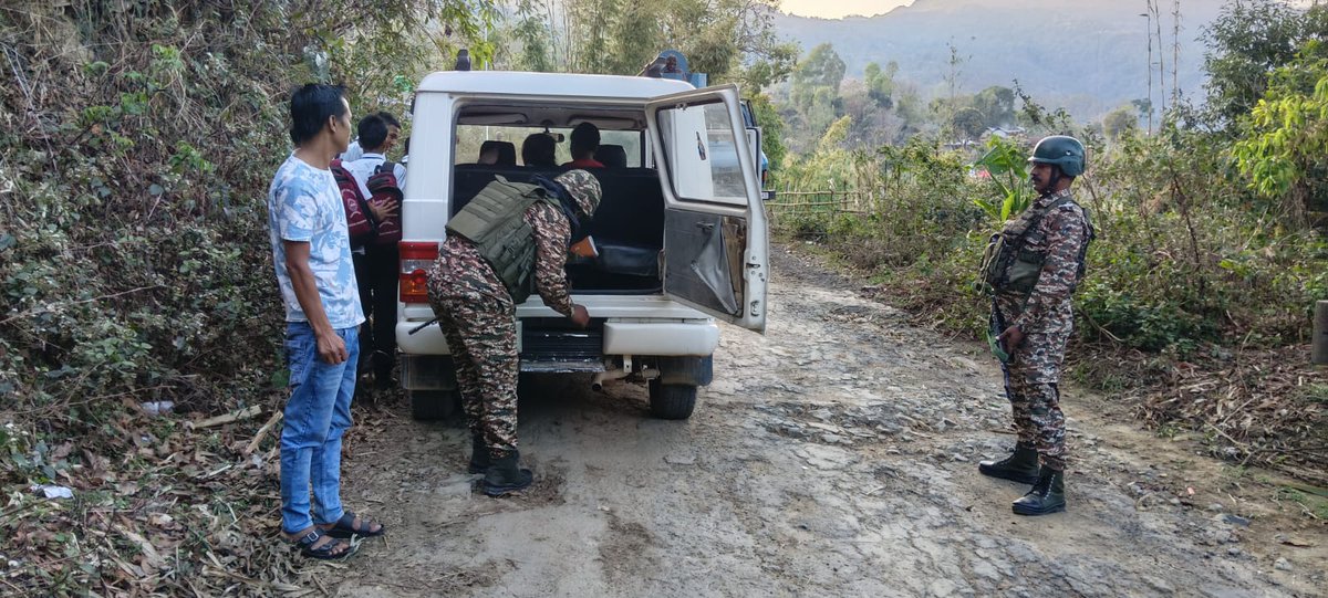 Security, trust &amp; safety—32 Bn CRPF’s Mobile Check Posts act as deterrents to unlawful activities while ensuring peace prevails across the region. #CRPF