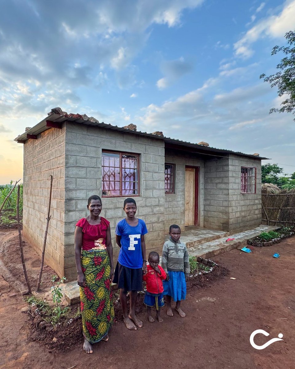 Cross International tweet media