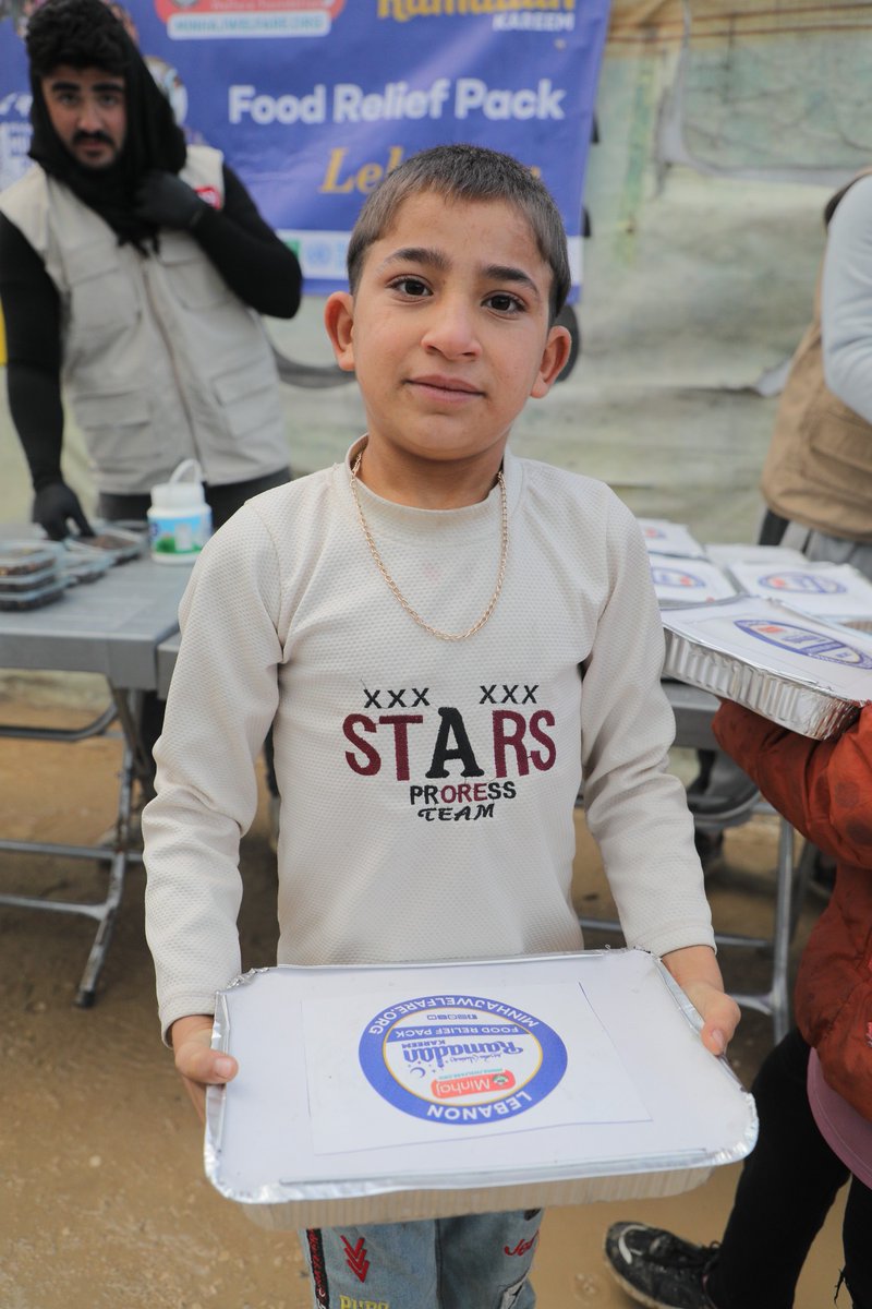 minhajwelfare's tweet photo. 🍲 Fresh iftar meals were served to Palestinian &amp; Syrian refugees in Lebanon this Ramadan.

🤝 Your support brought comfort, care, and hope to displaced families.

🔗 https://t.co/EdkMxFqScB

#MWF #HelpFeed #CookedMeals #PalestineRefugees #SyrianRefugees #Lebanon #RamadanWithMWF https://t.co/uOsiQbqtwq