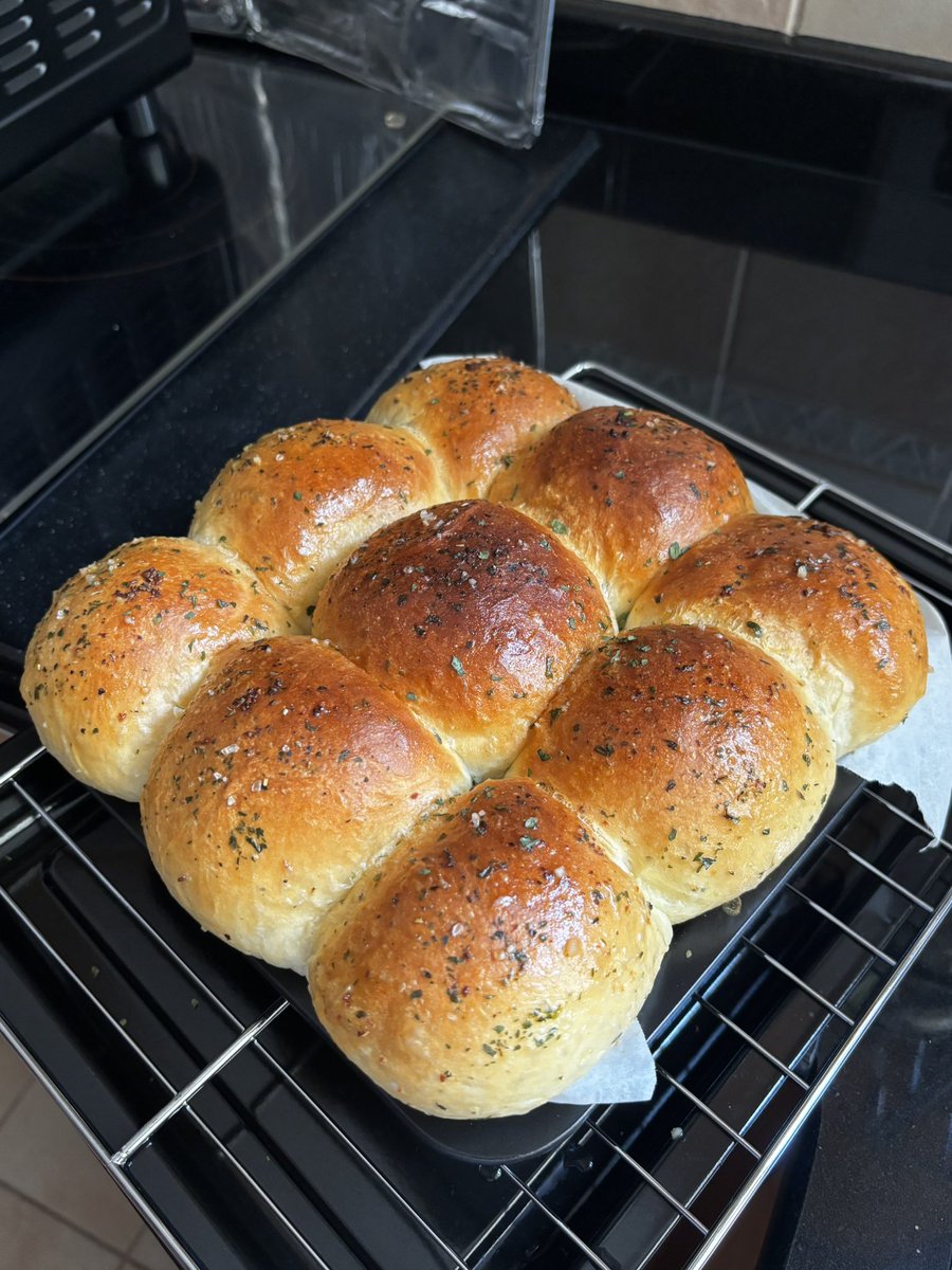 ⟡.。oO tweet media