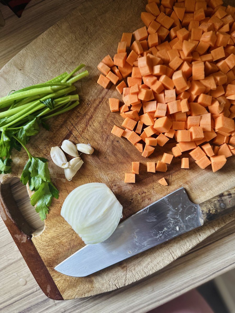 plaminek tweet media