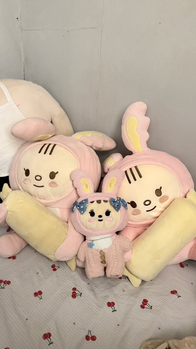 JAJA ૮ ․ ․ ྀིა tokki bun tweet media