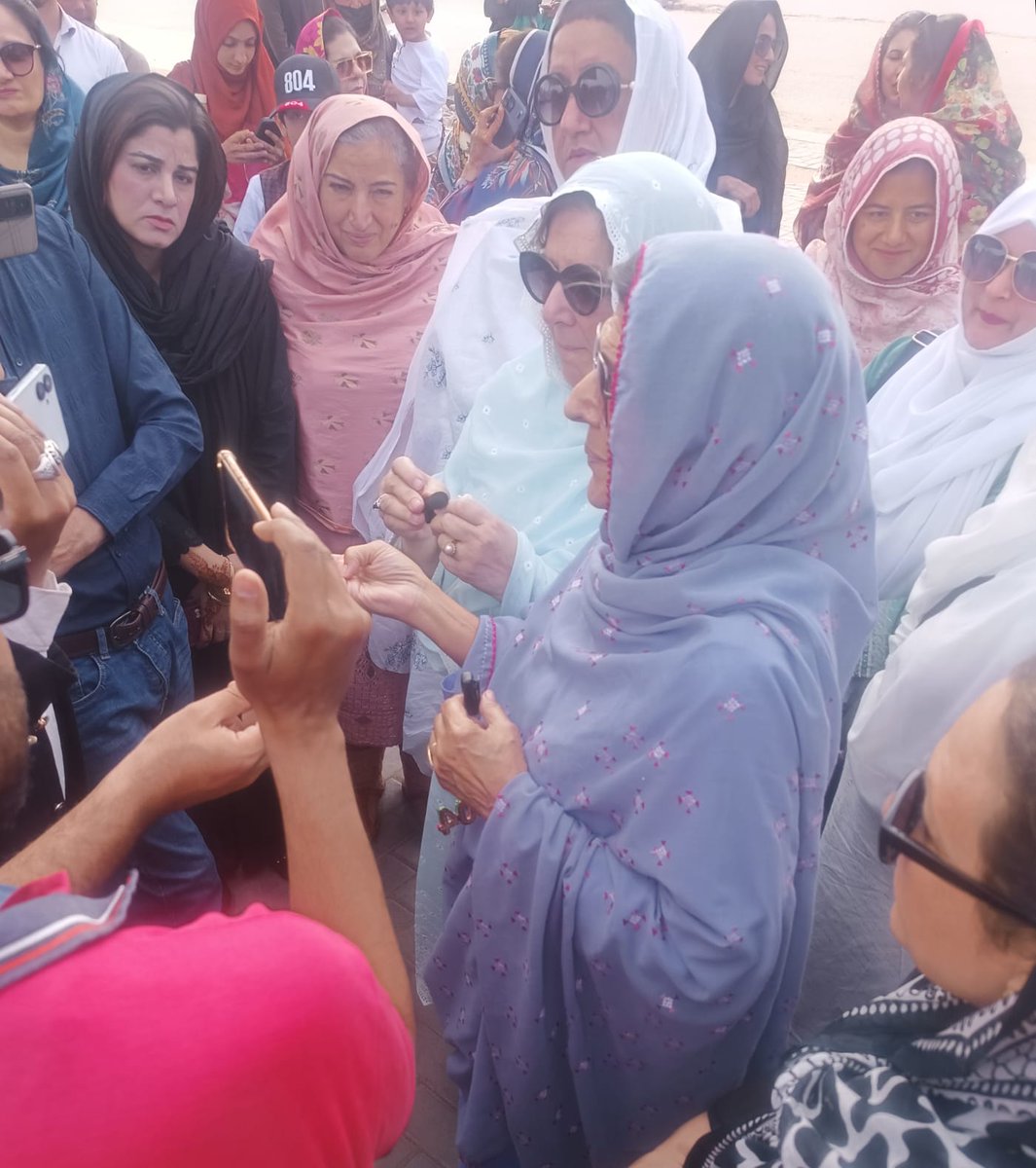 Farzana Saeed tweet media