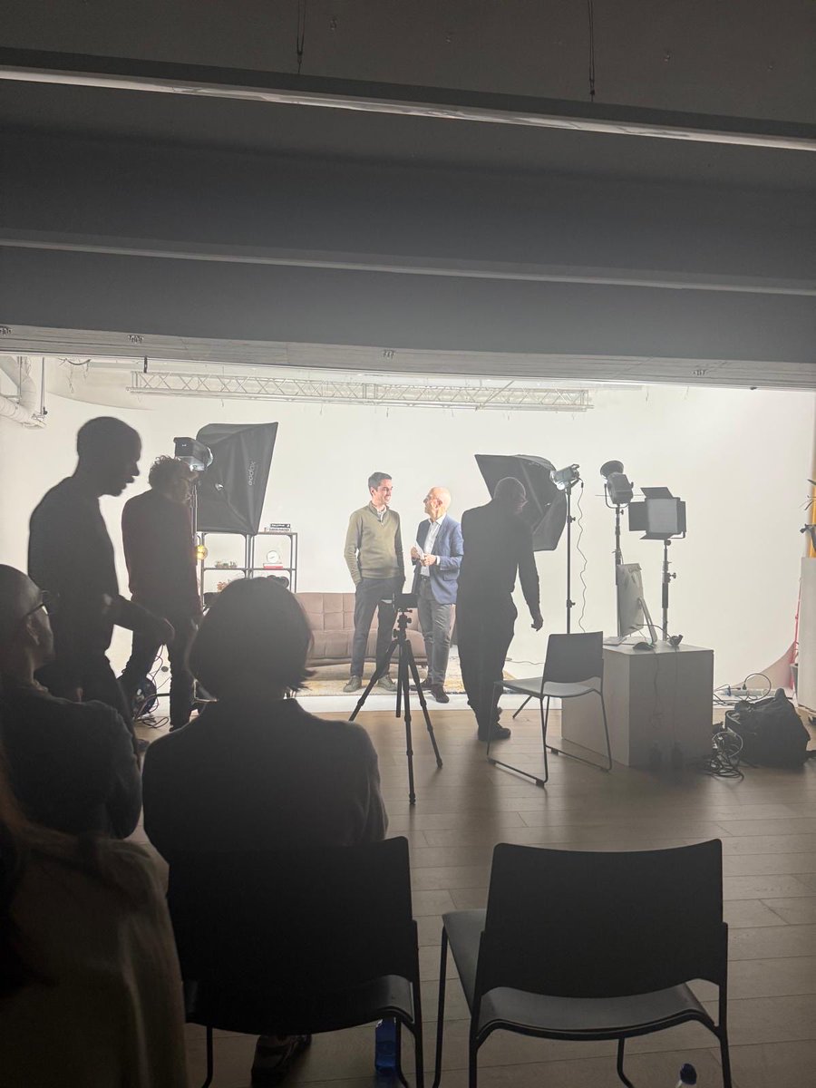 Fer_martinmoro's tweet photo. Pronto disponible el proyecto Manto Sin Filtro coordinado por el Dr. Carlos Grande y organizado por @TransworldHlth con el apoyo de Lilly 🎙️🔊 https://t.co/cGPIuKhp7i