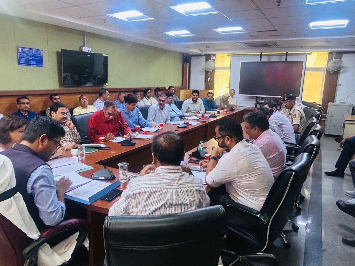 DM/DEO West Delhi tweet media