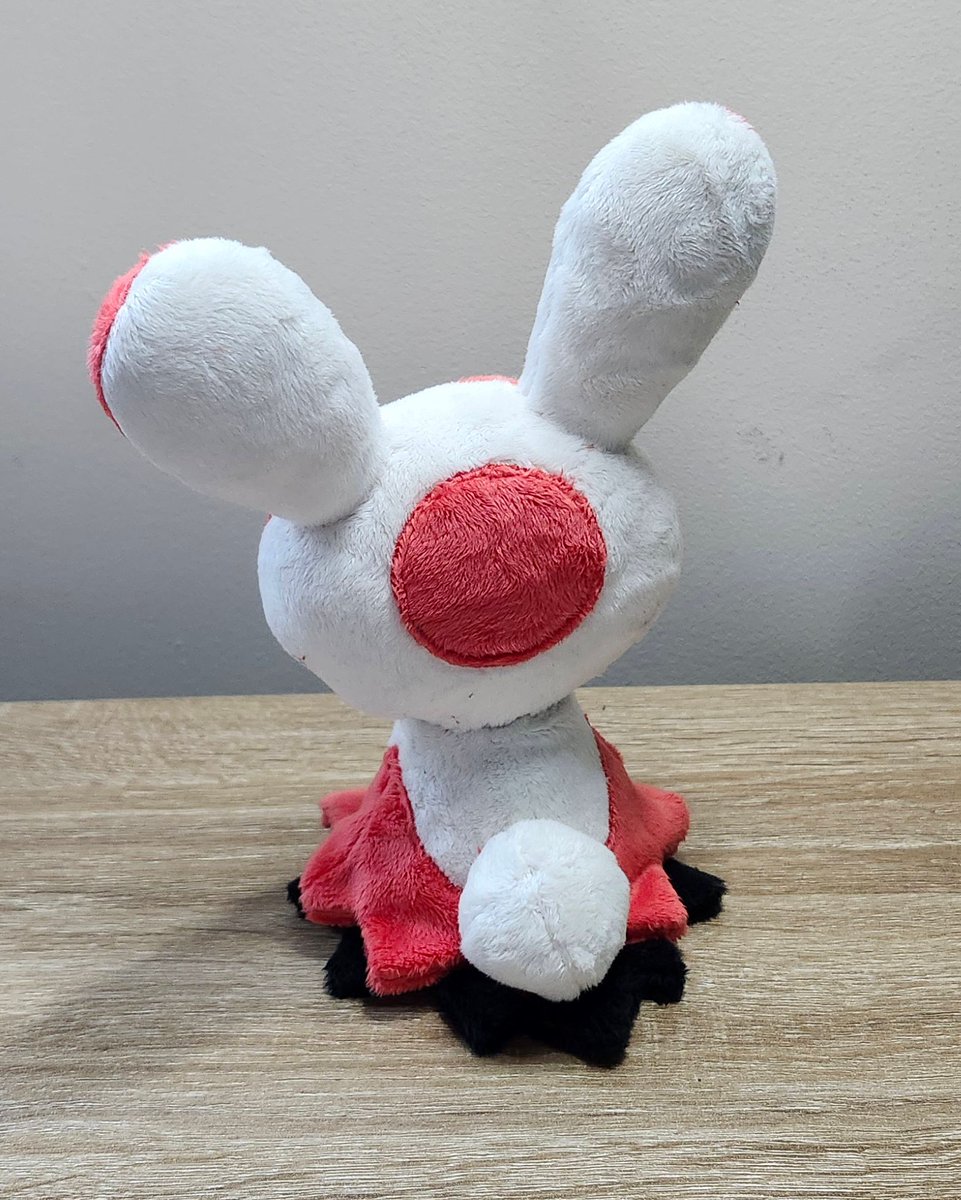 Hazel Oddities🔜 Anime Boston A133 tweet media