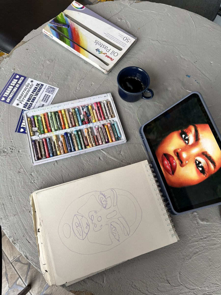 bluetatua tweet media