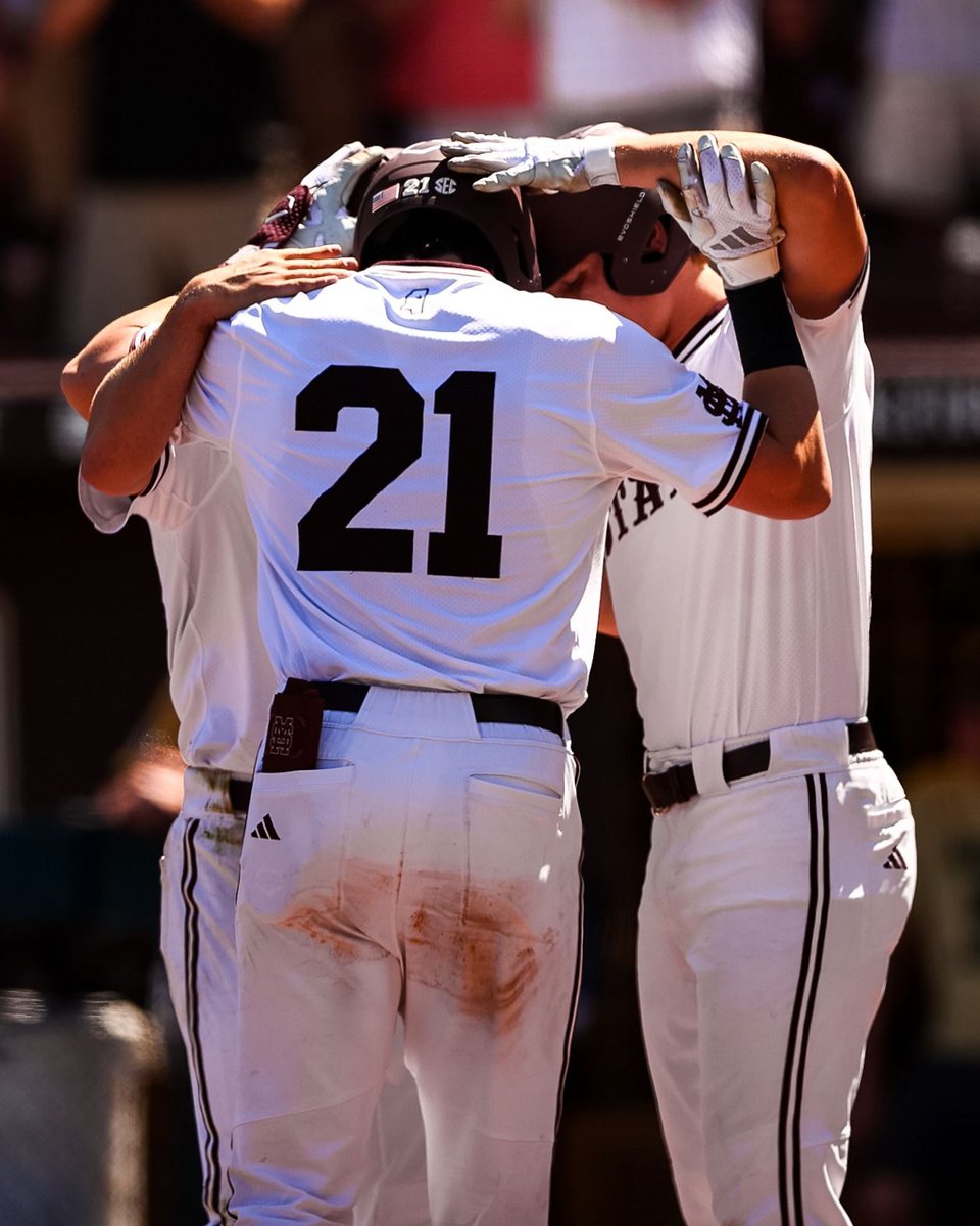 D1Baseball tweet media