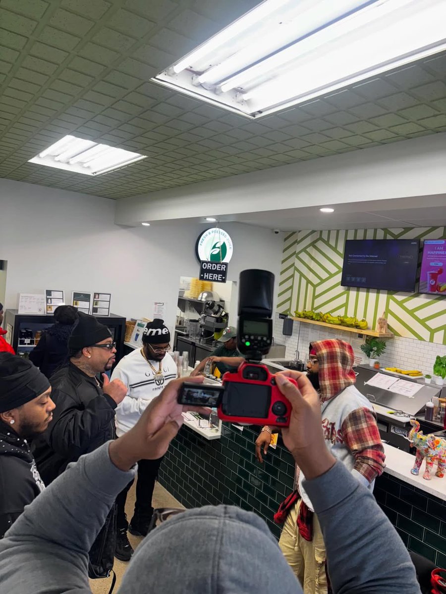 ًWave Checkers tweet media