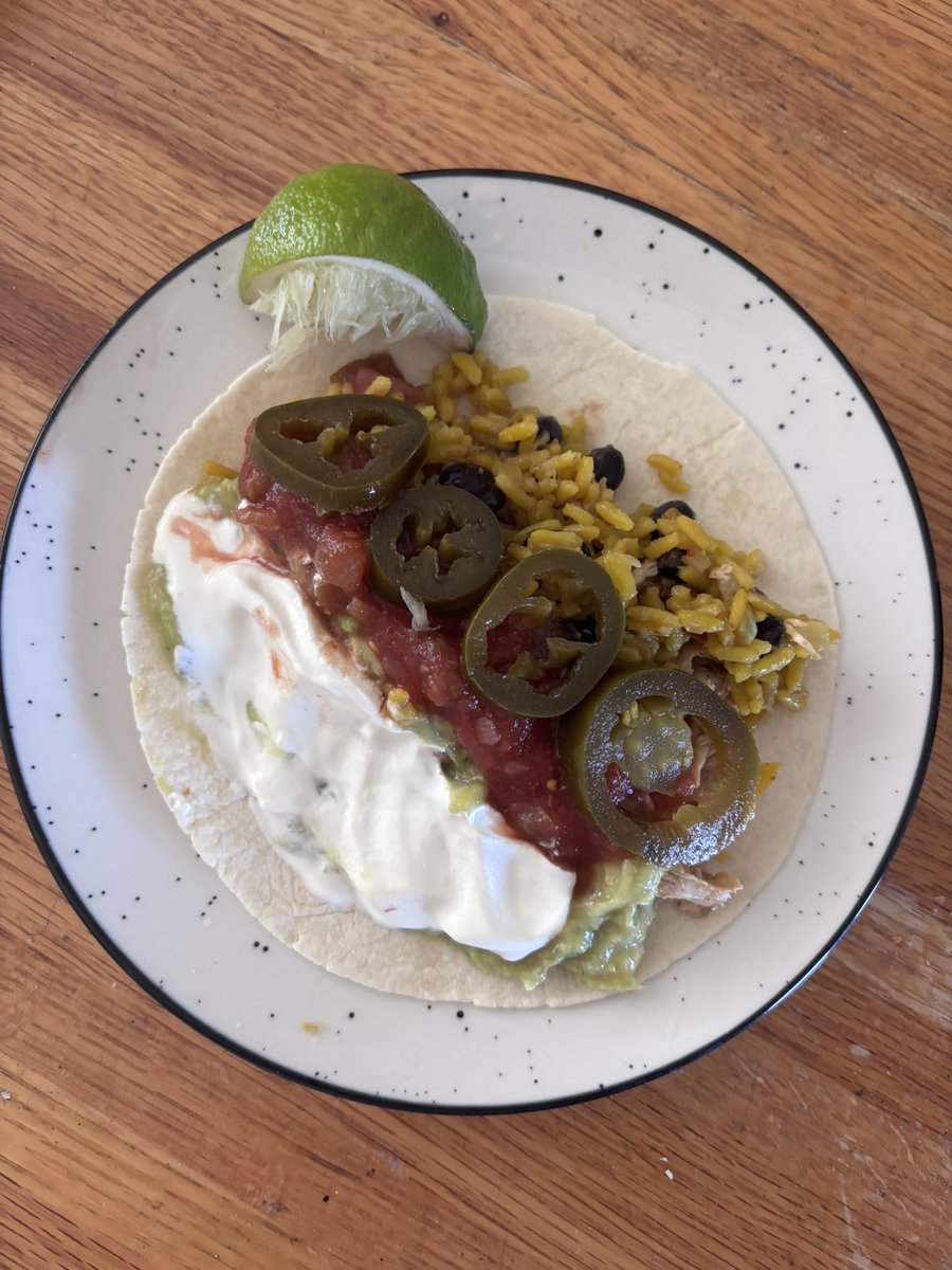 shiloh. 🌈 tweet media