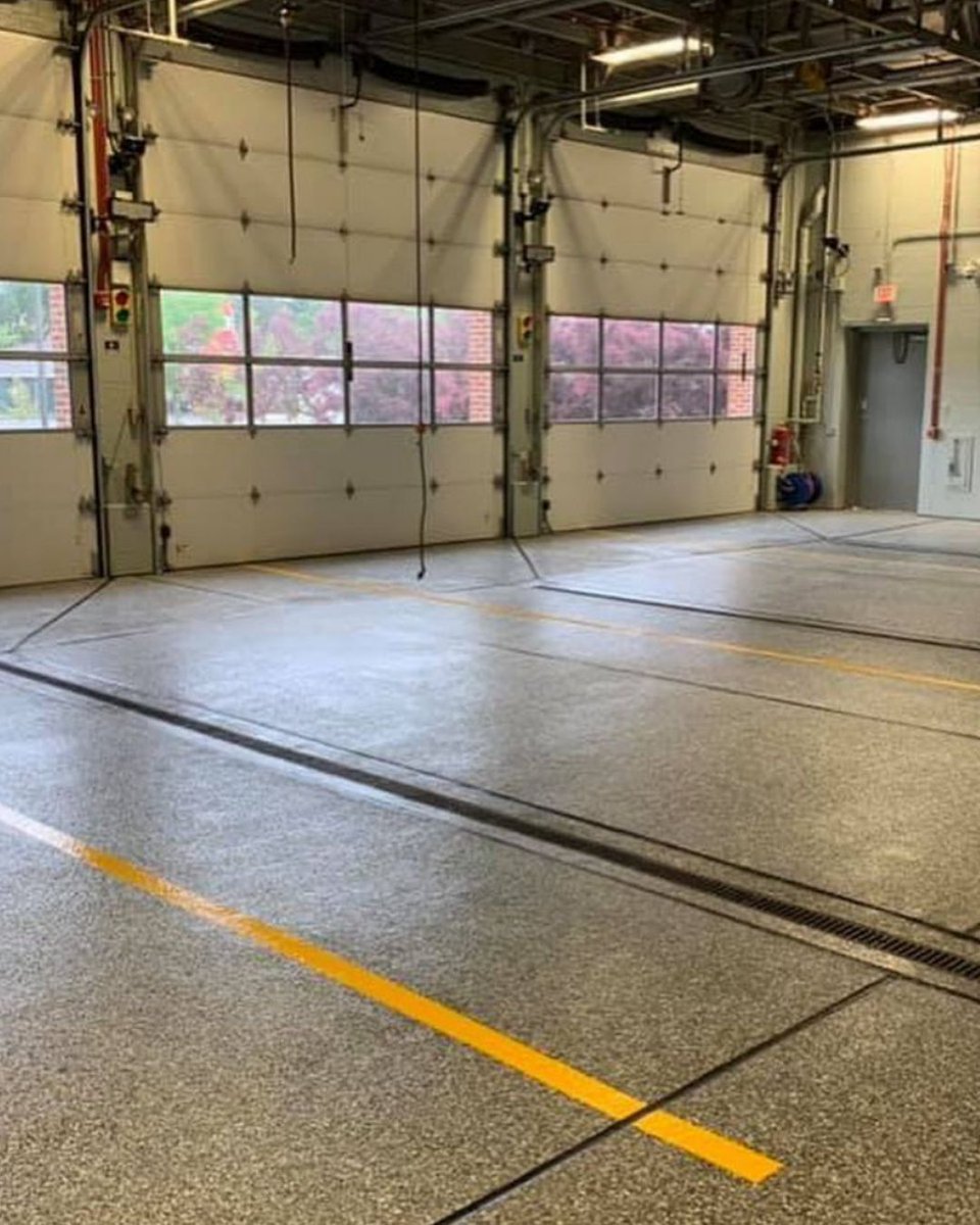 Not every job is a garage.
 
Warehouses
Commercial kitchens
Industrial spaces
Retail floors
 
Our concrete polishing and coating systems are built for heavy use.
 
Clean. Durable. Built to last.

#concretewinnipeg #commercialfloors #garagemasters