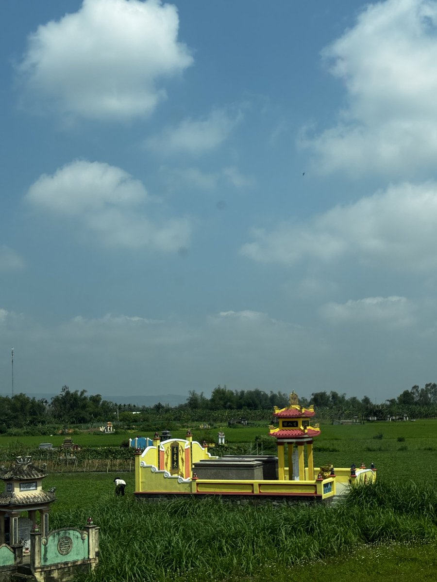 KHASTYYYY tweet media