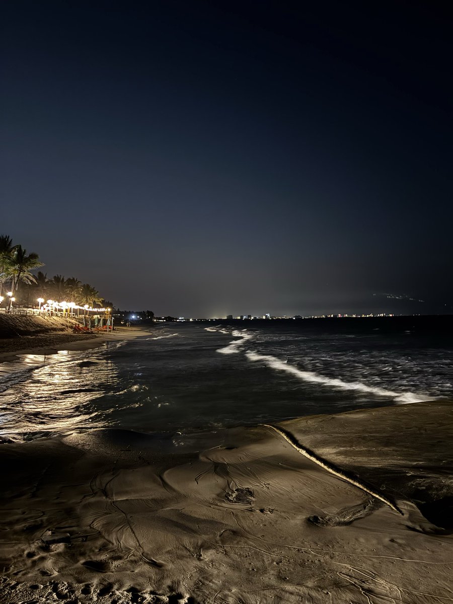 KHASTYYYY tweet media