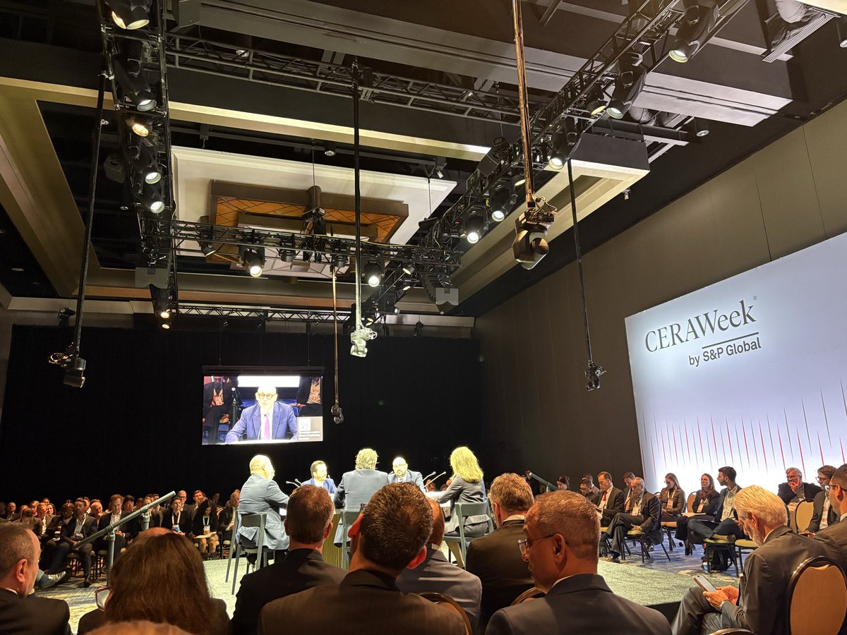 Roger Diwan at the oil demand forecasting panel at #ceraweek: we saw a 5mbd impact on global oil demand from EVs through 2030…. We could see that going to 8 with higher prices.