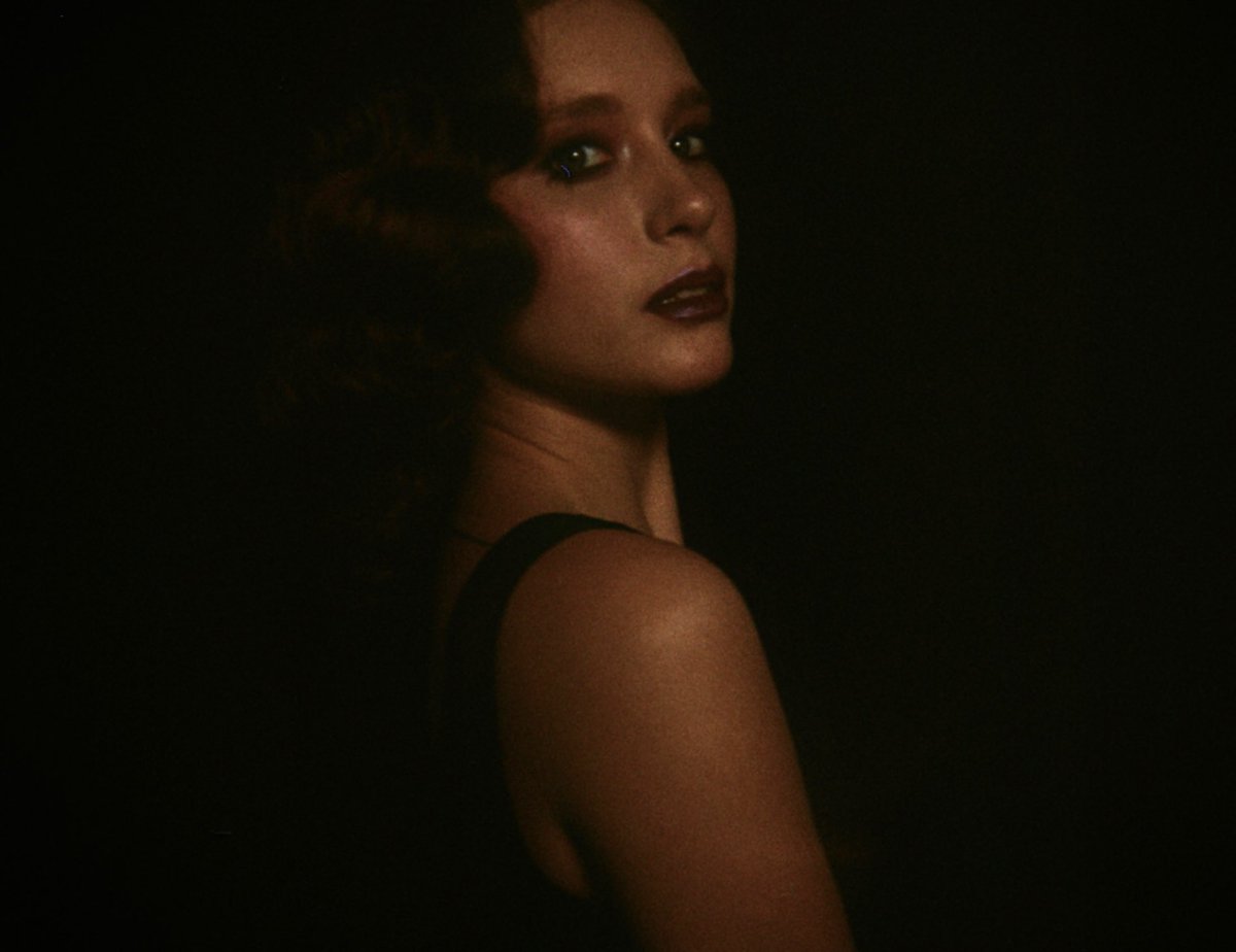 50 оттенков туфа tweet media