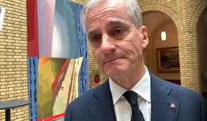 lasse hanson tweet media