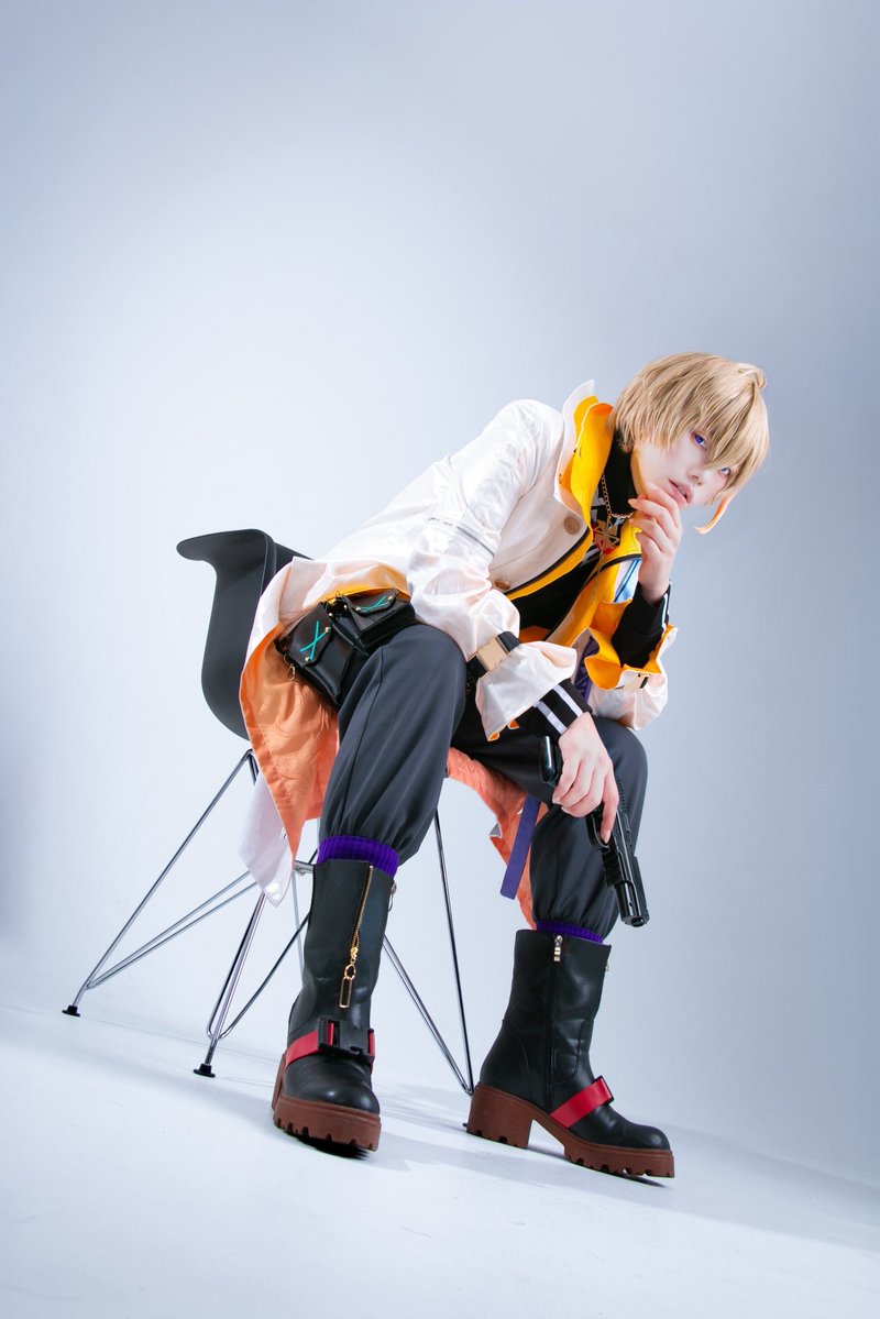 アユム tweet media