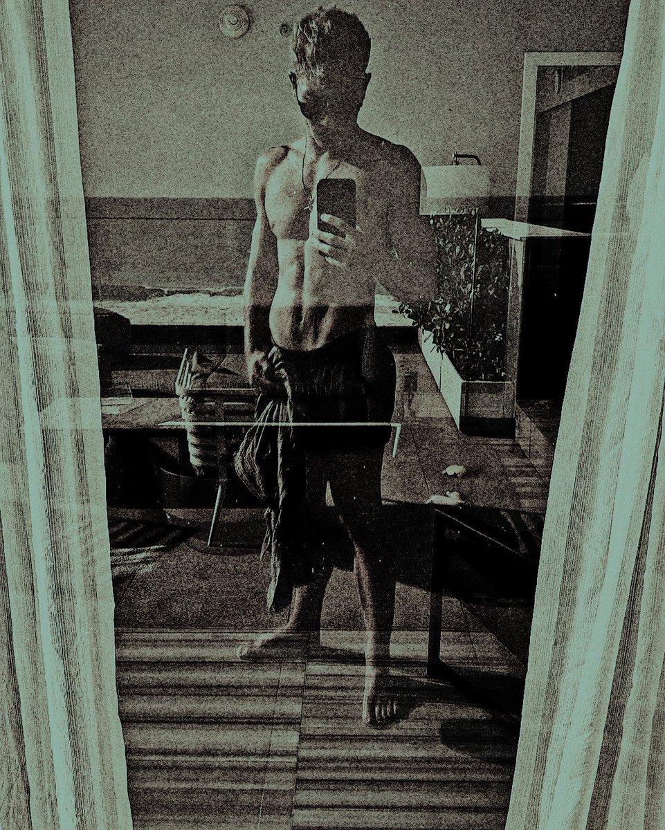 𝓒ᴬ͟ᴸ͟ᴱ͟ᴮᅟᅟ ‍‍‍• tweet media