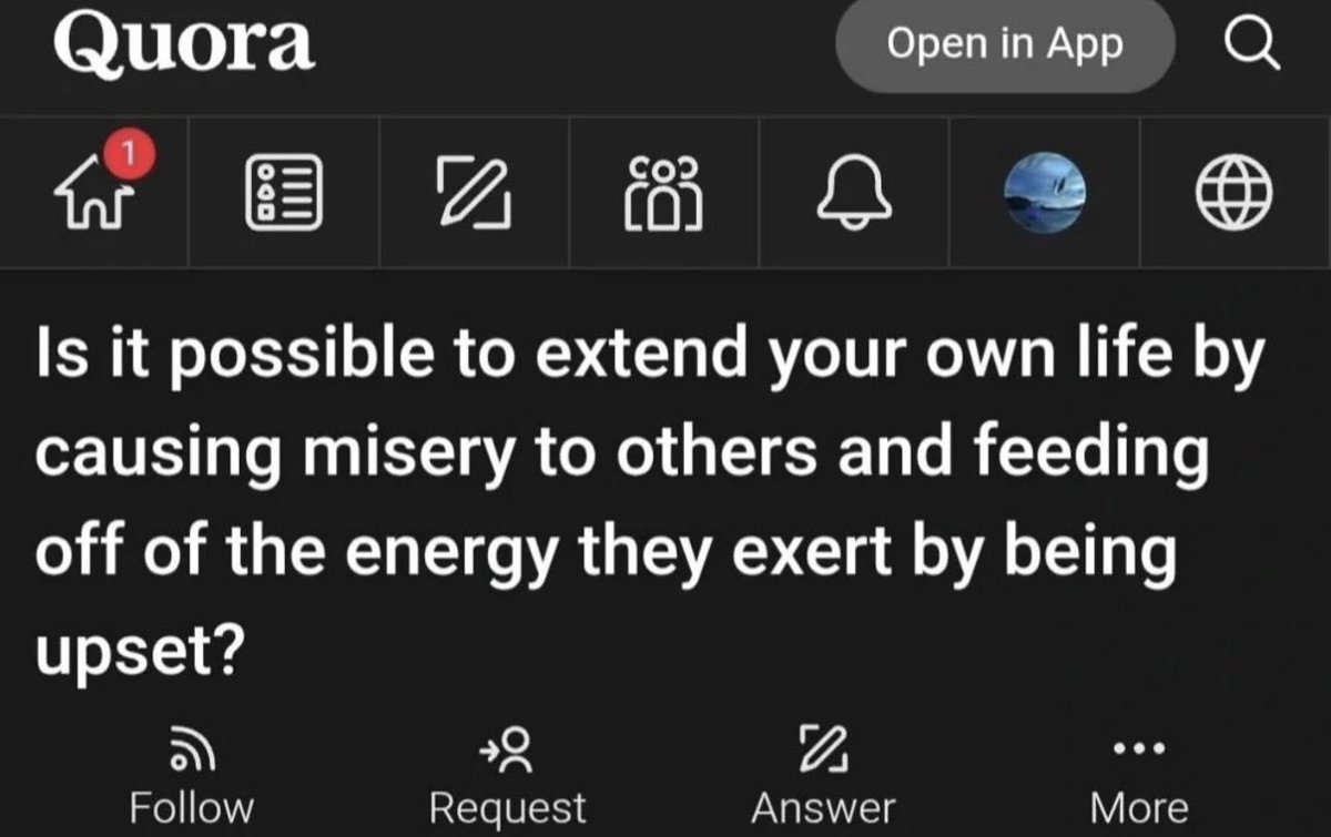 DeviantPigg tweet media