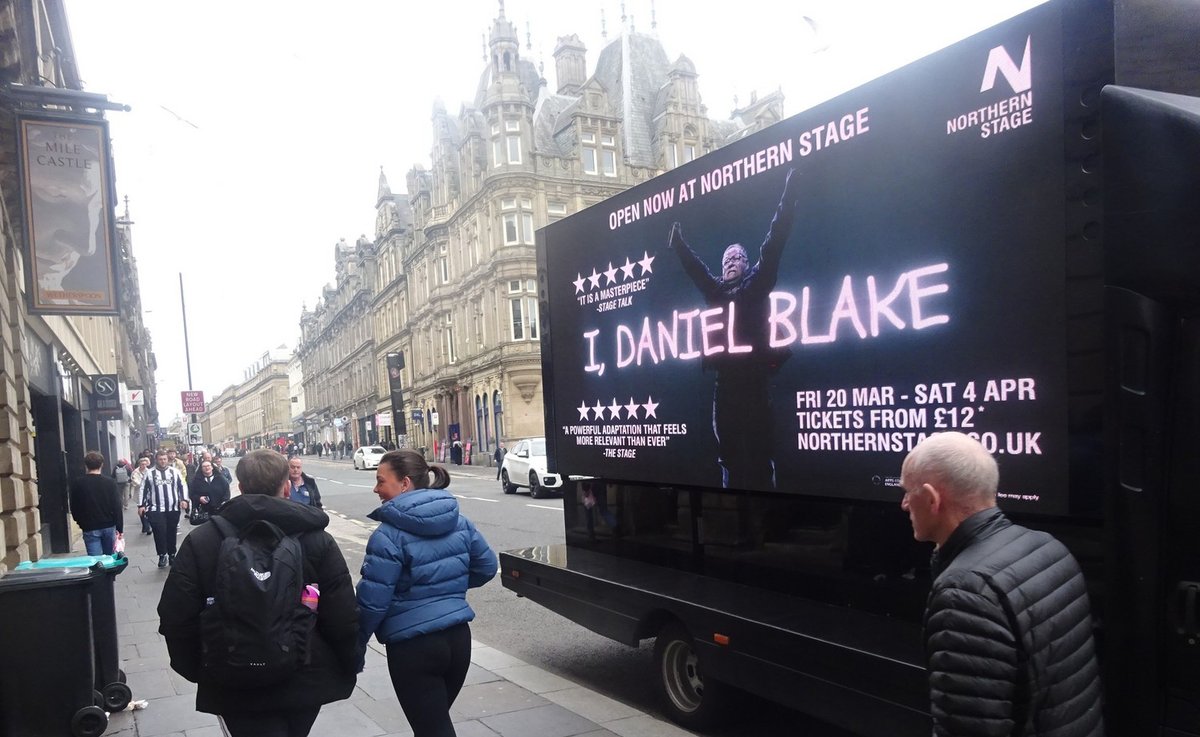 AdsDirectLtd's tweet image. Check out the fabulous exposure delivered for @northernstage of their show 'I, DANIEL BLAKE' on our dynamic #digivan at a recent @nufc match. Read more about the show here- northernstage.co.uk/whats-on/i-dan… For your #advertising #design #merchandise #print needs-📧 media@adsdirect.org.uk