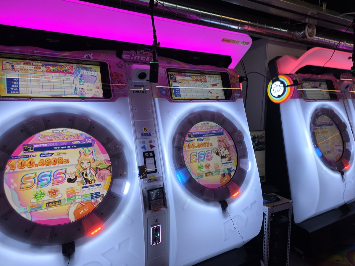 후로 HURO tweet media