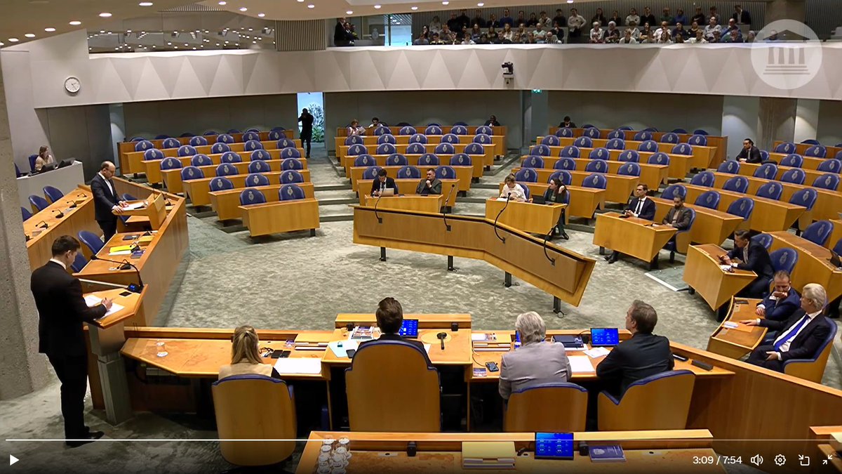 Paul Lipperts tweet media