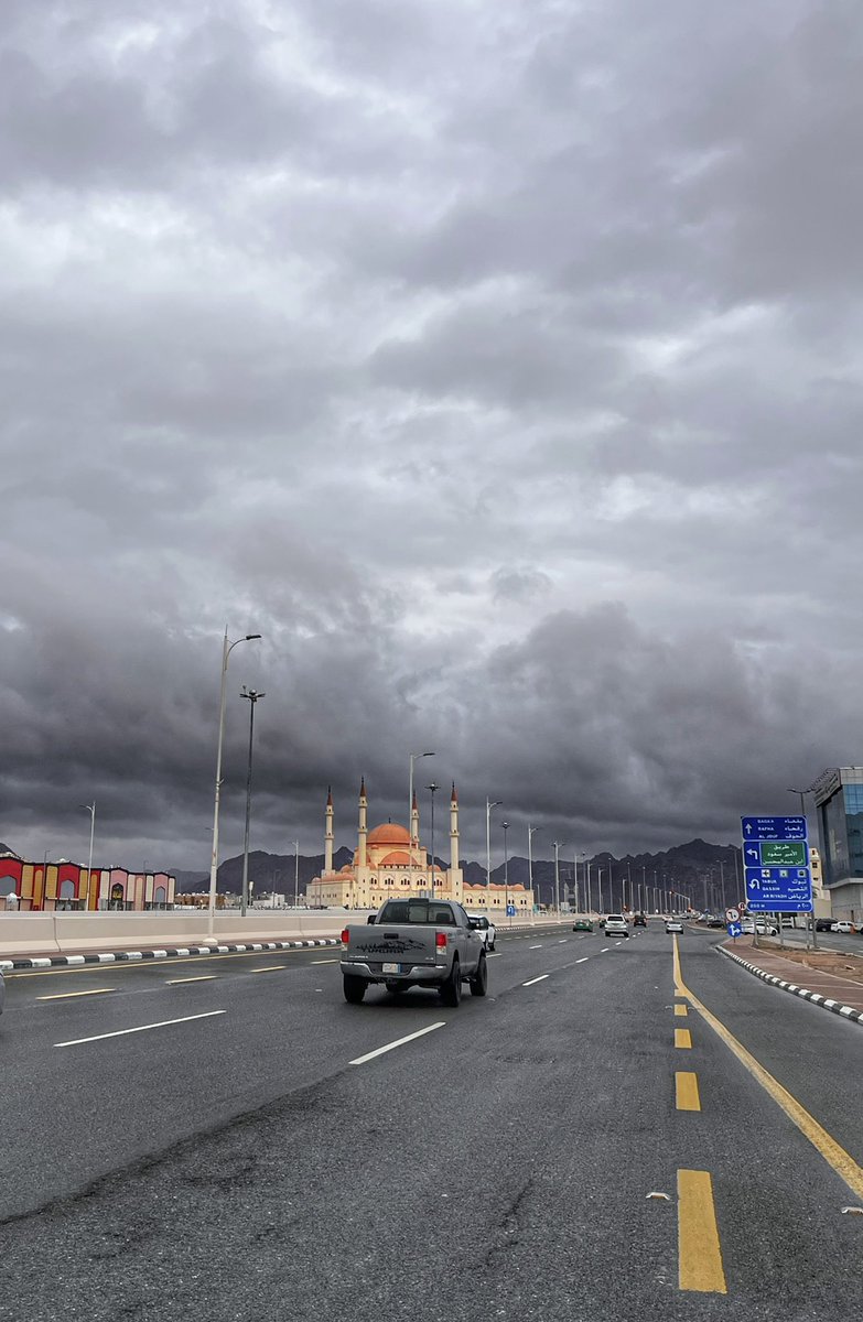 عبدالله tweet media