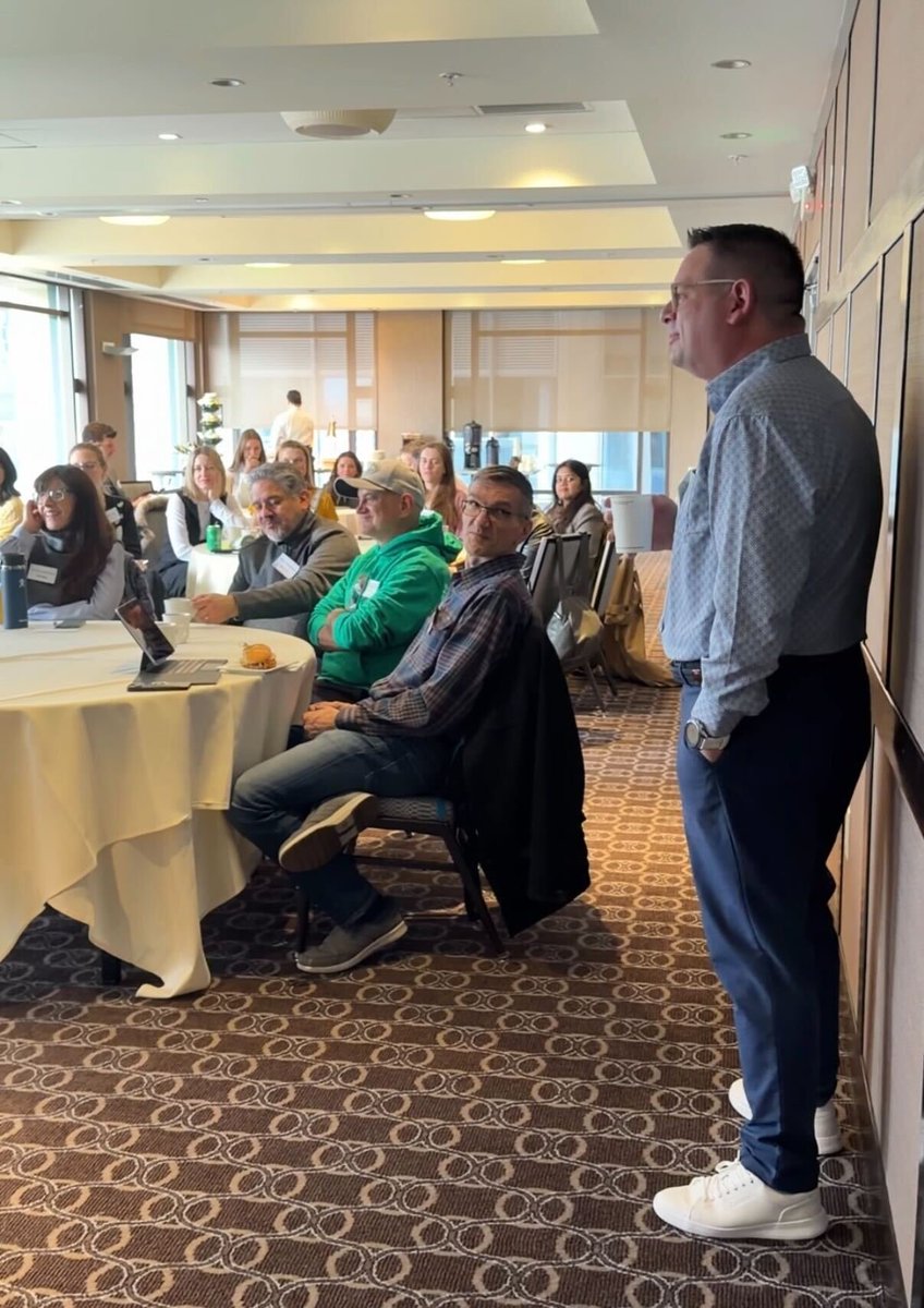 Smartling tweet media