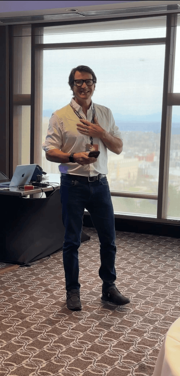 Smartling tweet media