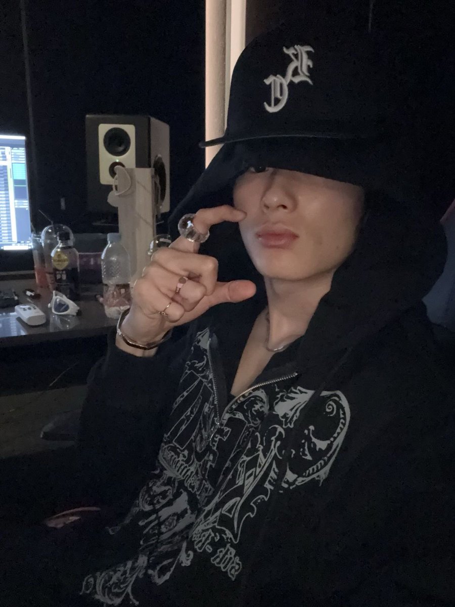 ruby !✴︎ tweet media