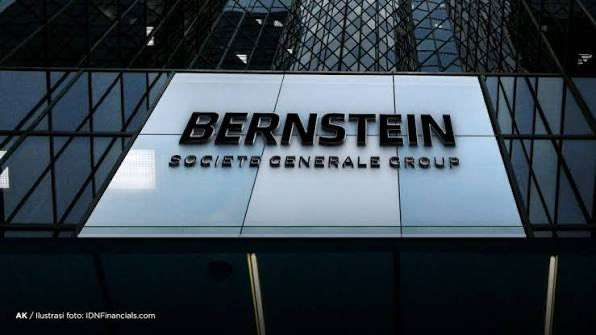 🚨 Bernstein CONFIRME : Bitcoin a fait son BOTTOM, objectif 150 000 dollars en vue.

L'une des firmes les plus respectées de Wall Street vient de sortir son rapport. Le verdict est clair.

Ce que dit leur rapport :
• Cible de fin d'année : 150 000 $ pour $BTC
• Strategy a levé